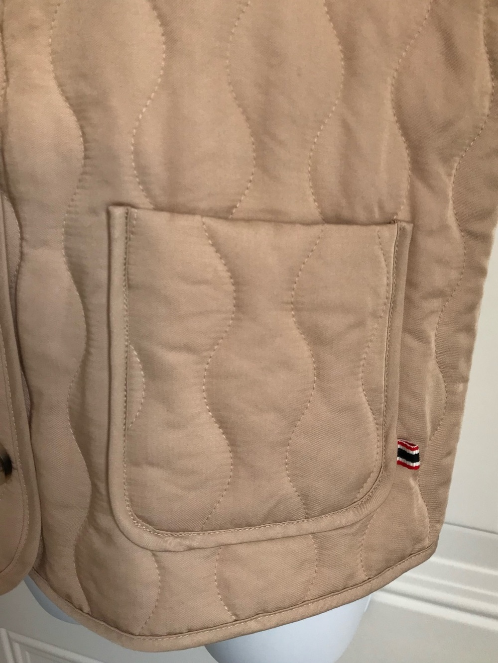 HUNTER Women’s S Clay Beige Quilted Sleeveless Button Down Lightweight Vest NWT - Picture 6 of 16